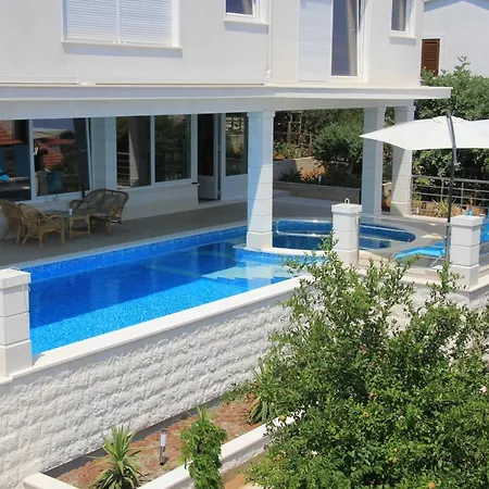 Apartment Marelic - Sun