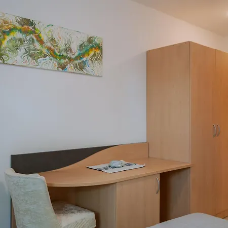 Apartment Marelic - Sun *