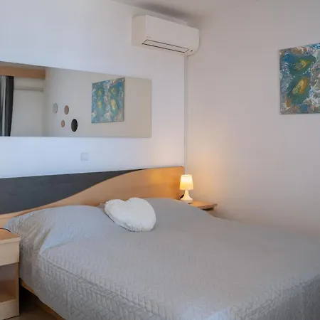 Apartment Marelic - Sun *
