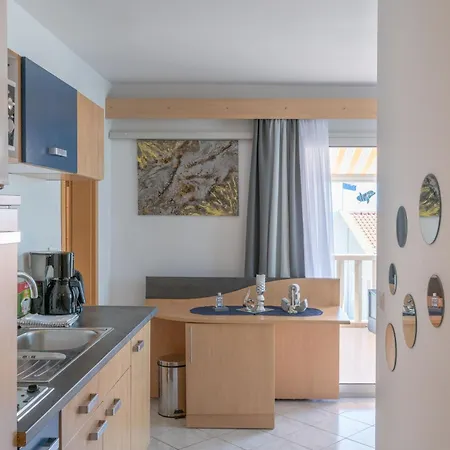 Apartment Marelic - Sun *