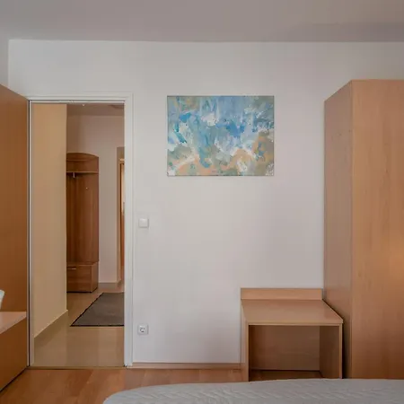 Marelic - Sun 아파트 자발라티카