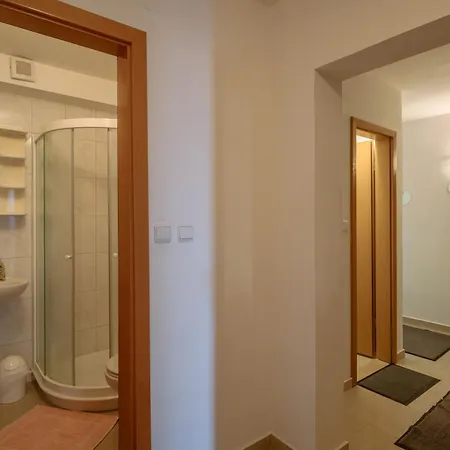 아파트 Marelic - Sun 자발라티카